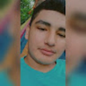 Meet your Posher, Álvaro geovanny